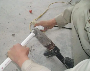 通道漏水维修电话